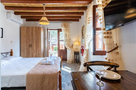 Stone Court Boutique Studios, Paphos, Кипр