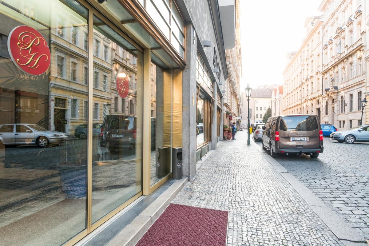 Hôtel · Hotel Bologna, Prague