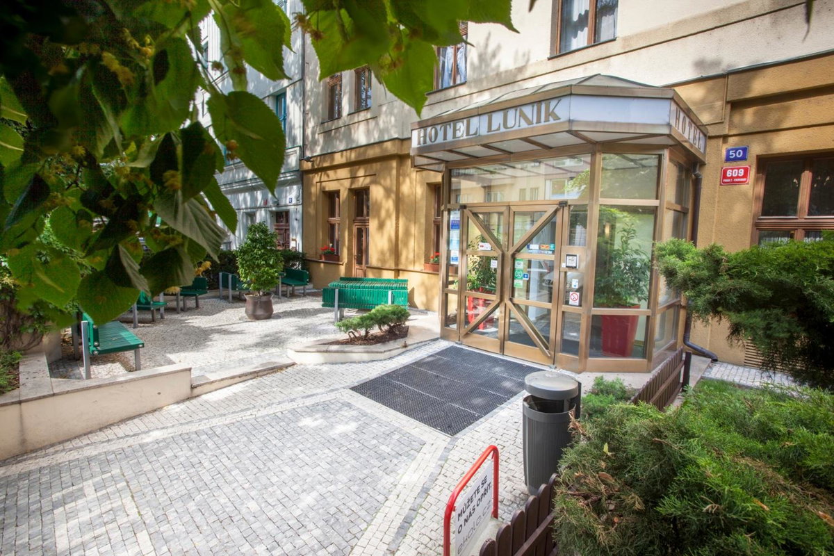 Hotel Lunik, Czechia