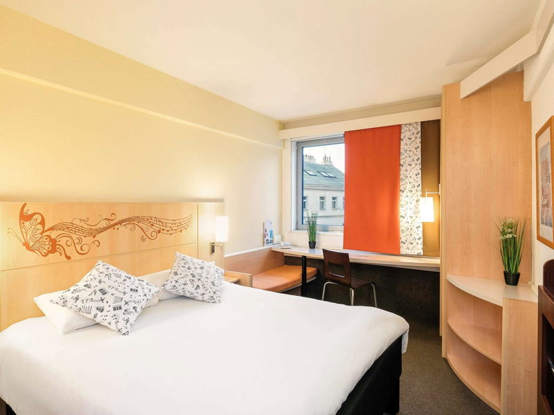 Ibis Praha Wenceslas Square, Prague, Чехия