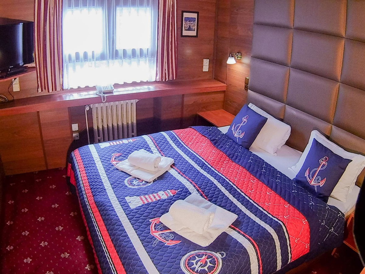 Botel Albatros, Czechia