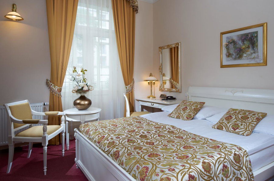 Alqush Downtown Hotel, Prague, República Checa