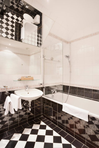 Hotel U Zlatého Stromu Prague by BHG, Prague, República Checa