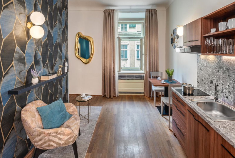 Golden Angel Suites by Adrez, Prague, Чехия