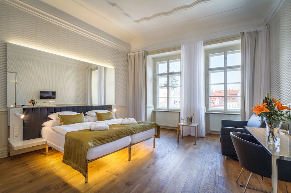 Hotel · Hotel Golden Star, Prague