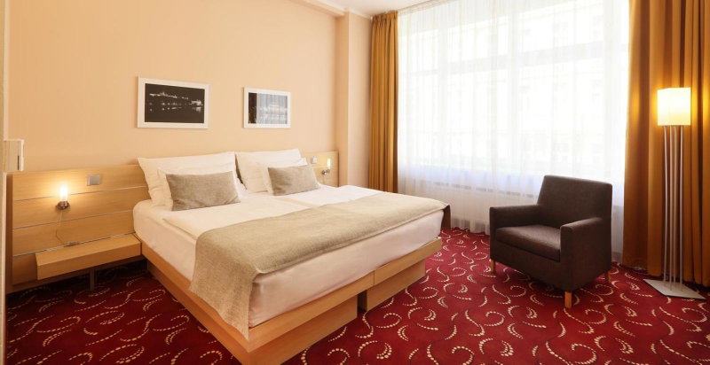 Amarilis, Prague, República Checa