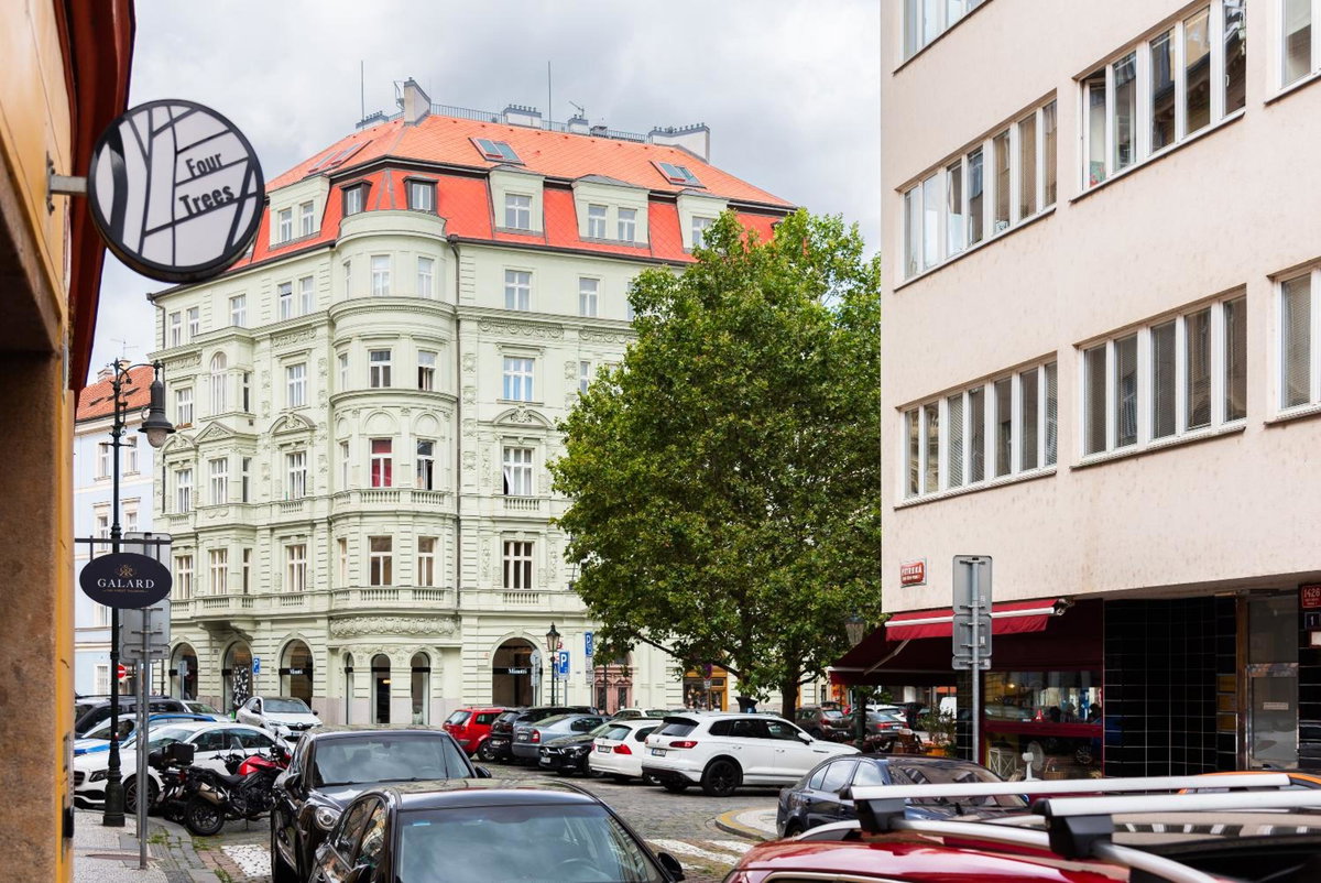 Hotel · 4 Trees Apartments by Adrez, Prague