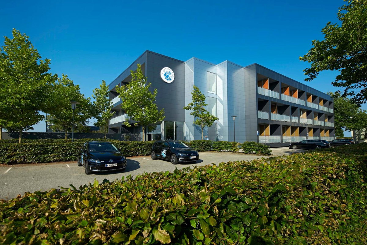 Hotel · Living Suites, Horsholm