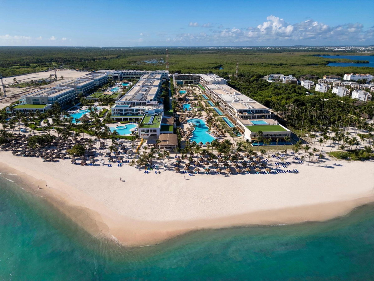 Hotel · Serenade All Suites - Adults Only Resort, Punta Cana