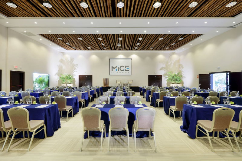 Grand Palladium Palace Resort Spa & Casino - All Inclusive, Punta Cana, Dominican Republic