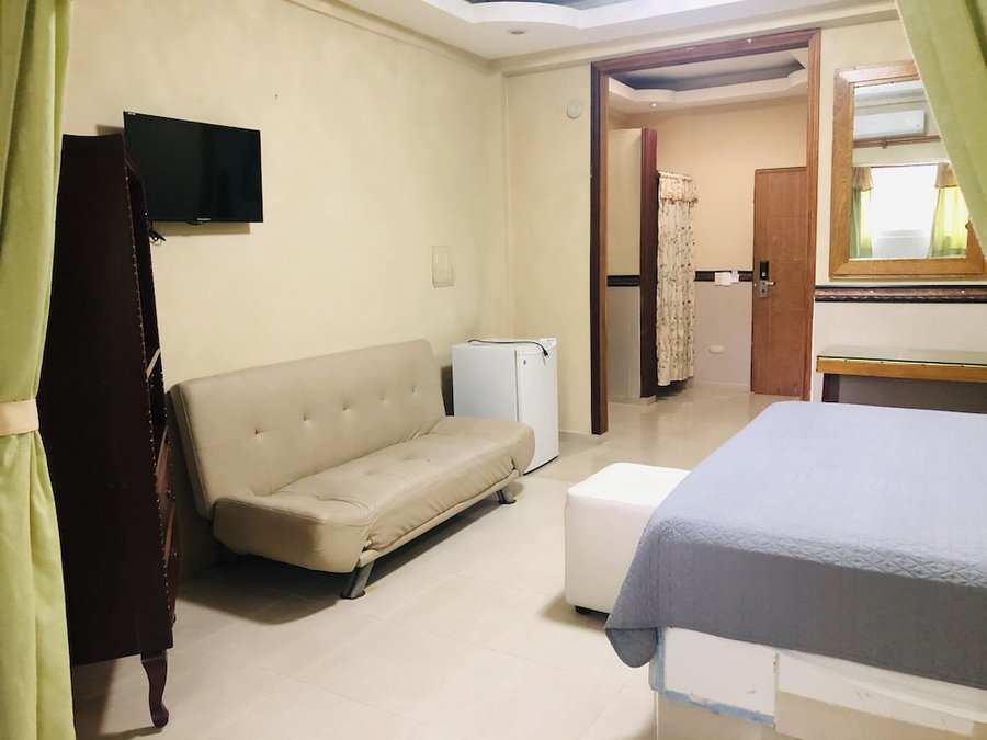 La Casona Dorada, Ciudad Nueva, República Dominicana