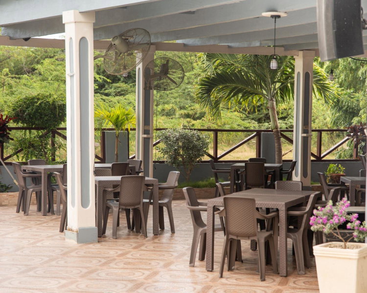 Hotel el barco, Azua de Compostela, Dominican Republic