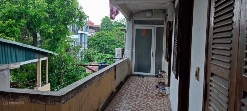 Apartment for sale in Hanoi, Vietnam · Hang Luoc Street · 3 rooms, 2 baths