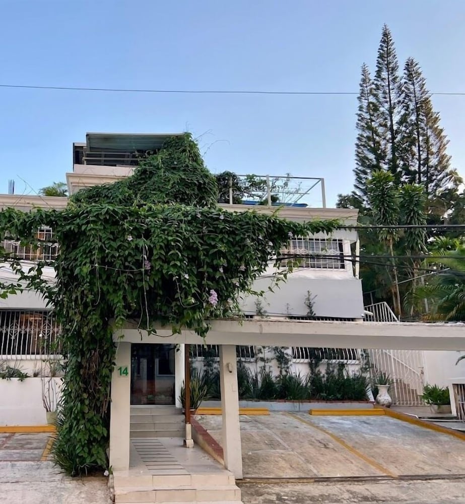 Botanic Garden Hostal, Dominican Republic