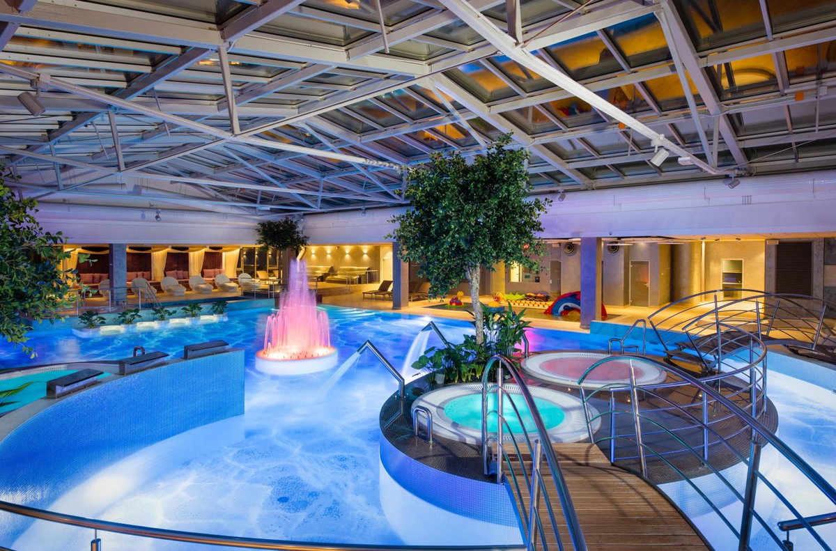 V Spa & Conference Hotel, Estonie