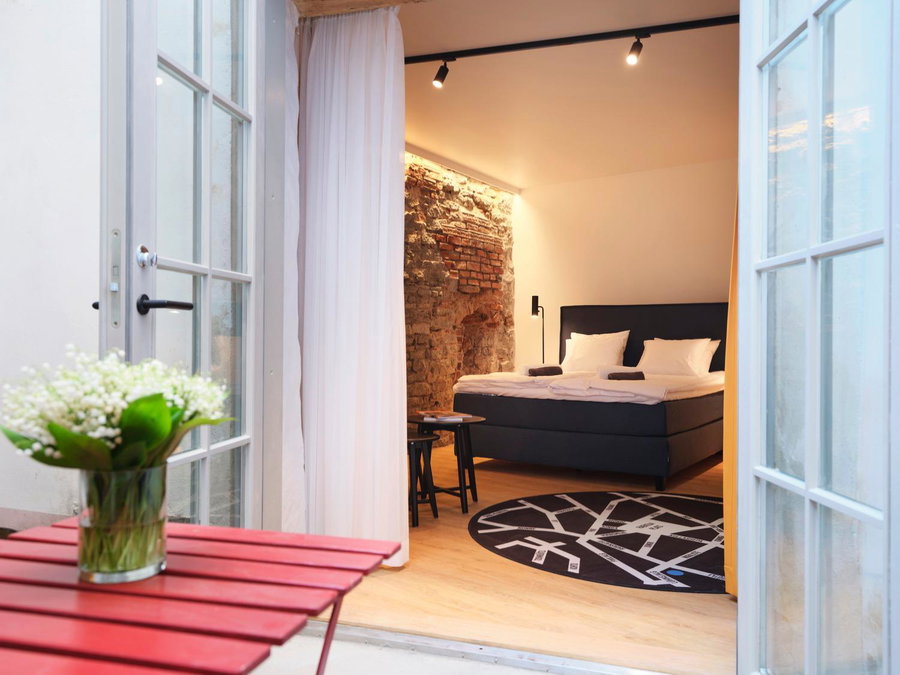 LJ5 - Old Town Rooms with Exclusive shared Roof Terrace, Tallinn, Estonia