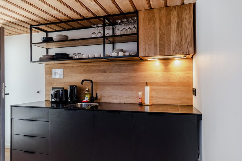 LJ5 - Old Town Rooms with Exclusive shared Roof Terrace, Tallinn, Estonia