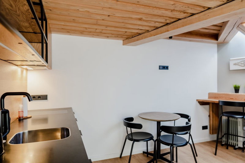 LJ5 - Old Town Rooms with Exclusive shared Roof Terrace, Tallinn, Estonia