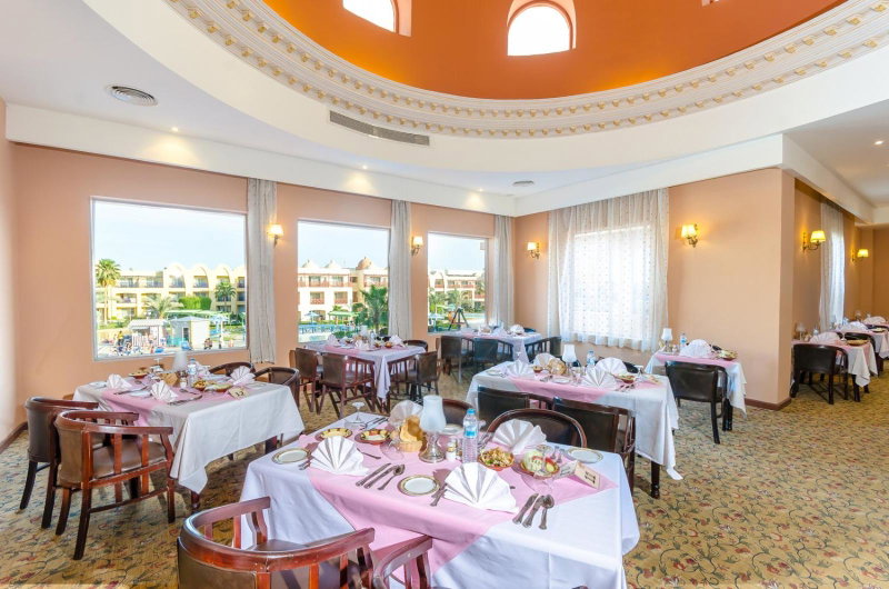 Titanic Beach - Families and Couples only, Hurghada, Египет