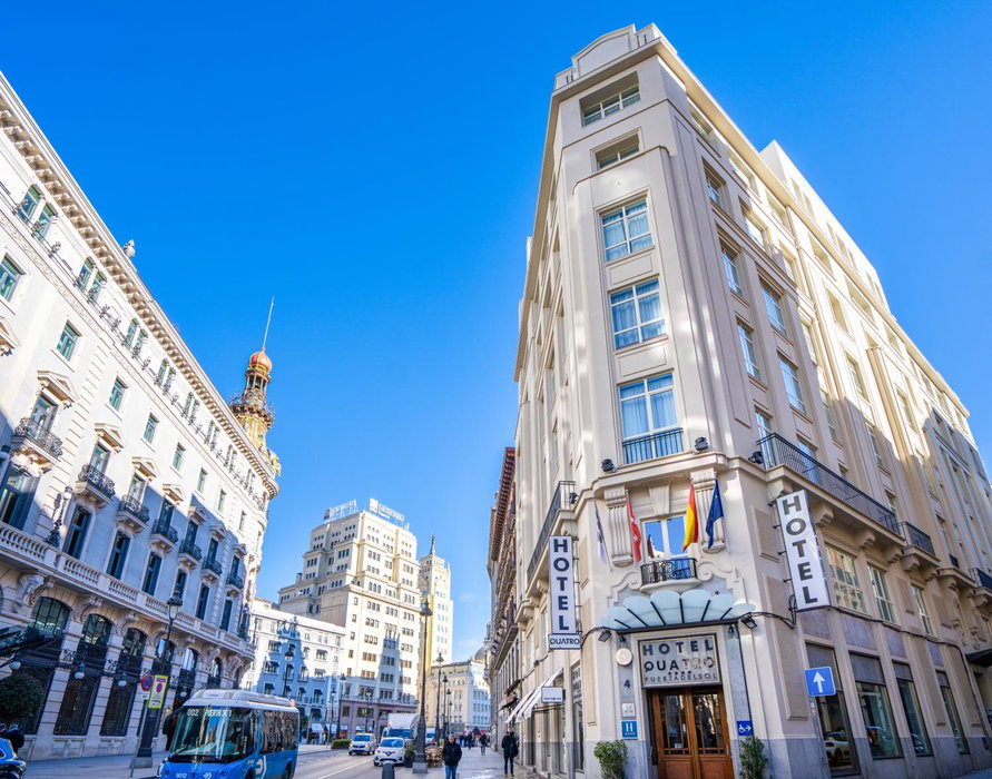 Quatro Puerta del Sol, Madrid, Espagne