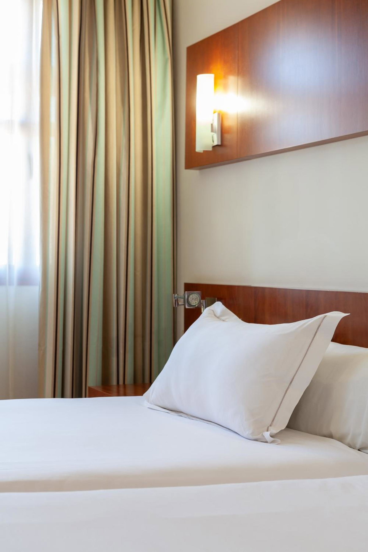 Hôtel · Senator Huelva, Huelva
