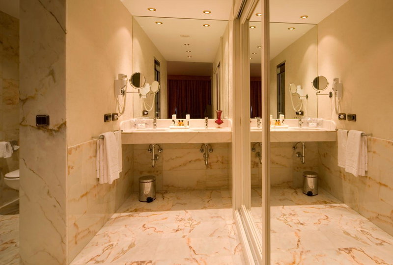 Best Western Premier CMC Girona, Girona, Spain
