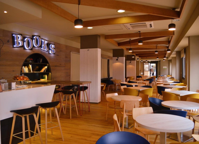 Compostela Suites, Barajas de Madrid, Espagne
