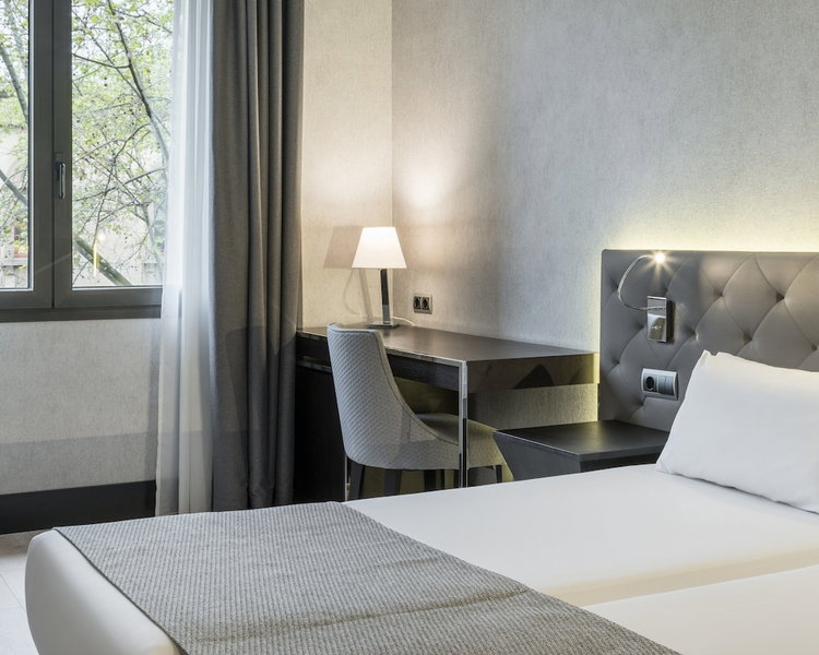 Hotel ILUNION Bel Art, el Baix Guinardo, España
