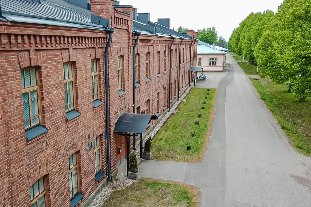 Hotelli Rakuuna, Finlandia