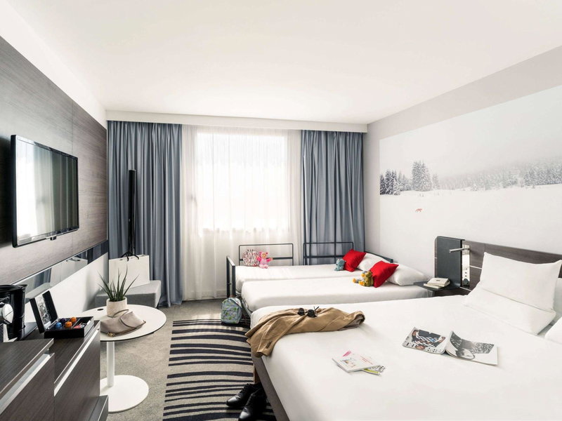 Novotel Paris Centre Gare Montparnasse, Montrouge, France