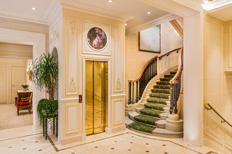 Hôtel San Régis, Clichy, Frankreich