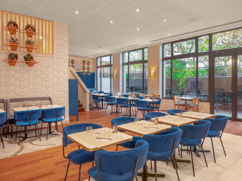 Mercure Paris Gare Montparnasse TGV, Montrouge, France