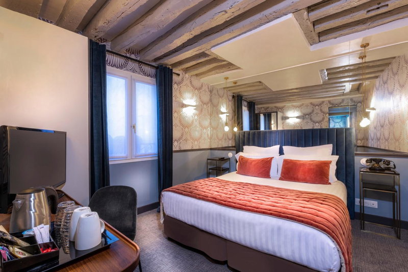 Dauphine Saint Germain, Paris, France