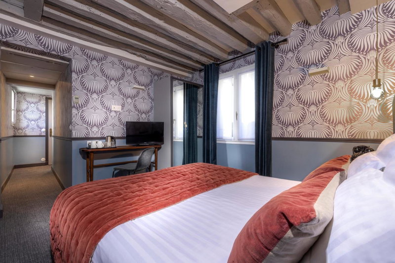 Dauphine Saint Germain, Paris, France
