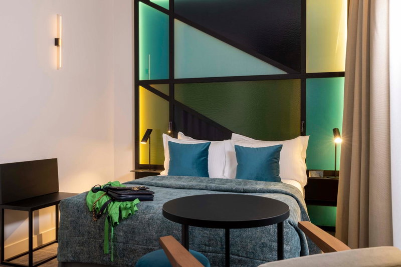 Le 12 Hôtel, Clichy, Francia
