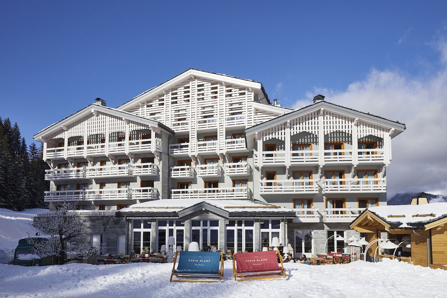 Ecrin Blanc Resort Courchevel, Courchevel, France