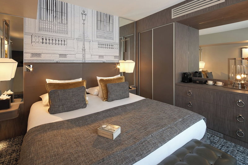 Hôtel La Lanterne & Spa By Timhotel, Paris, France