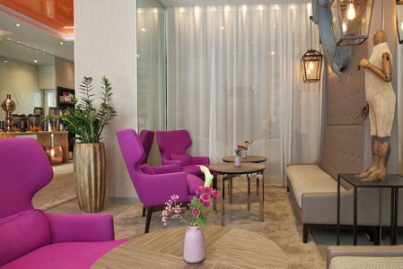 Hôtel La Lanterne & Spa By Timhotel, Paris, France