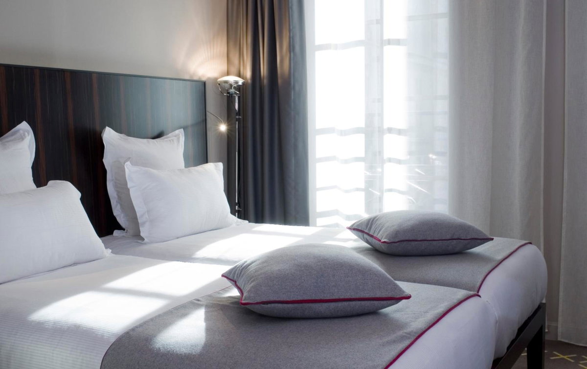 Hotel · Hotel Saint Dominique, Levallois-Perret