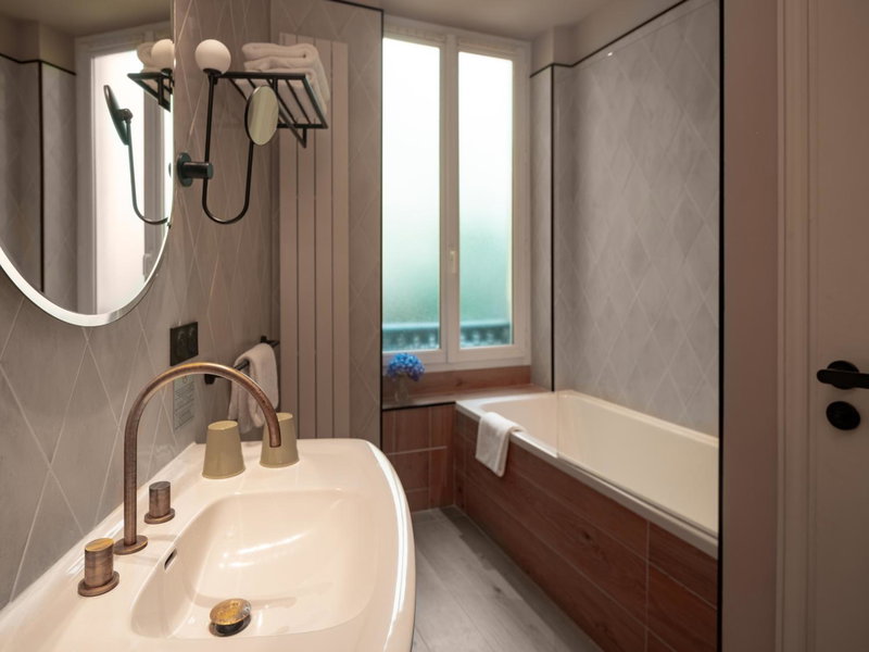 Hotel Louison, Paris, France