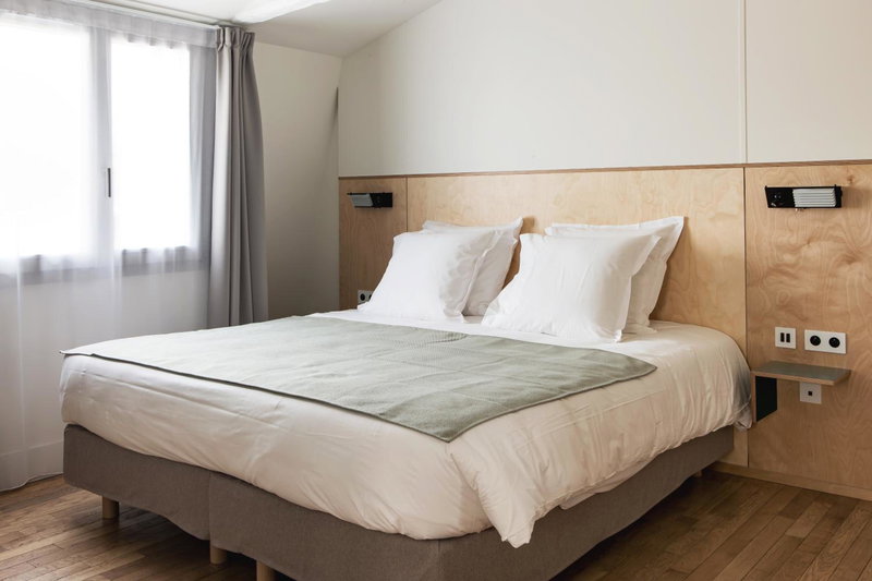 New Hotel Opéra, Saint-Ouen, France