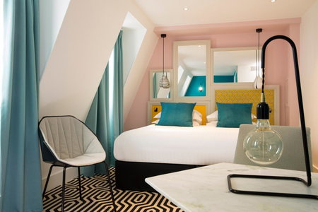 Hotel Haussmann Saint Augustin, Clichy, Francia