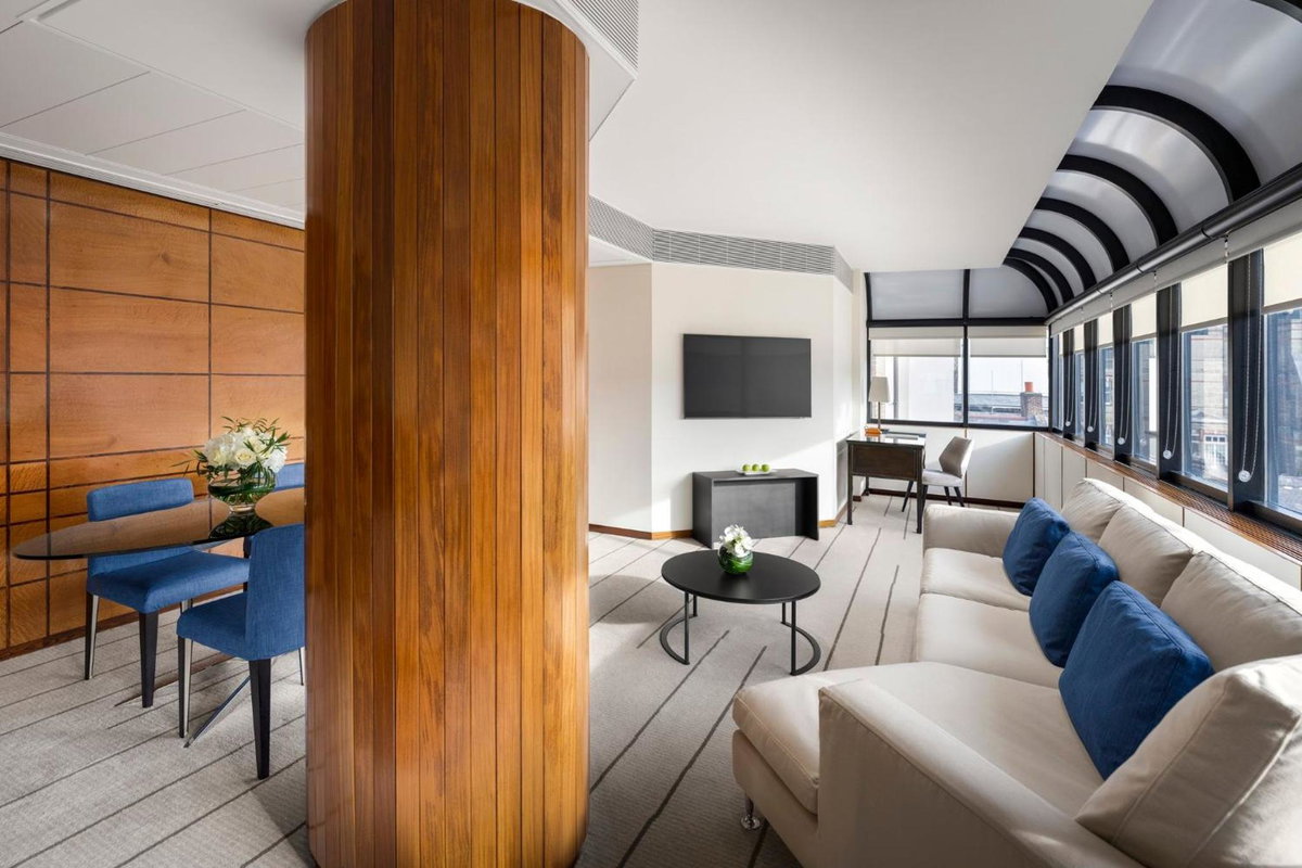 COMO The Halkin, Великобритания