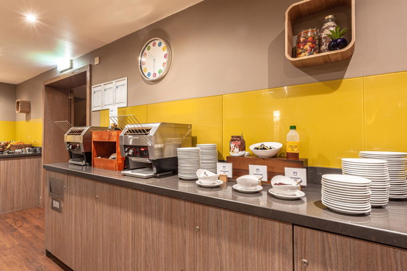 Holiday Inn Express Edinburgh Airport by IHG, Broxburn, United Kingdom