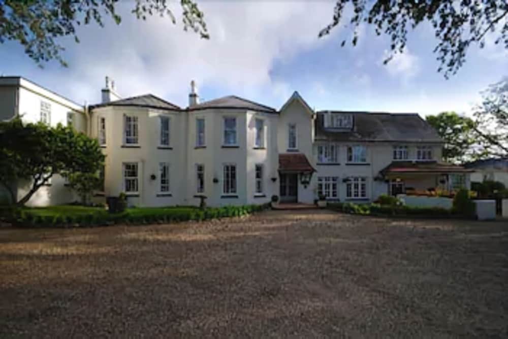 Hotel · Les Douvres Hotel, St. Martins