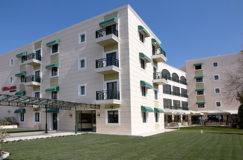 Zeus Essence Ramada by Wyndham Athens, Nea Makri, Greece