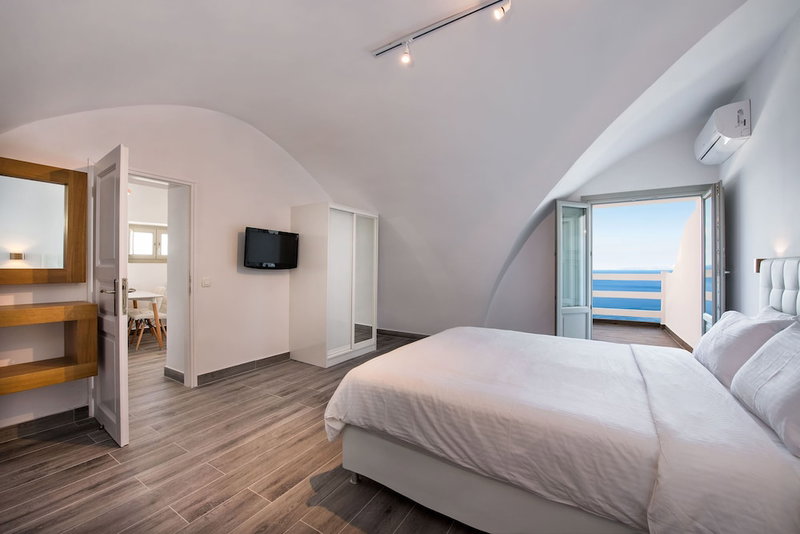 Thireas Hotel, Santorini, Greece