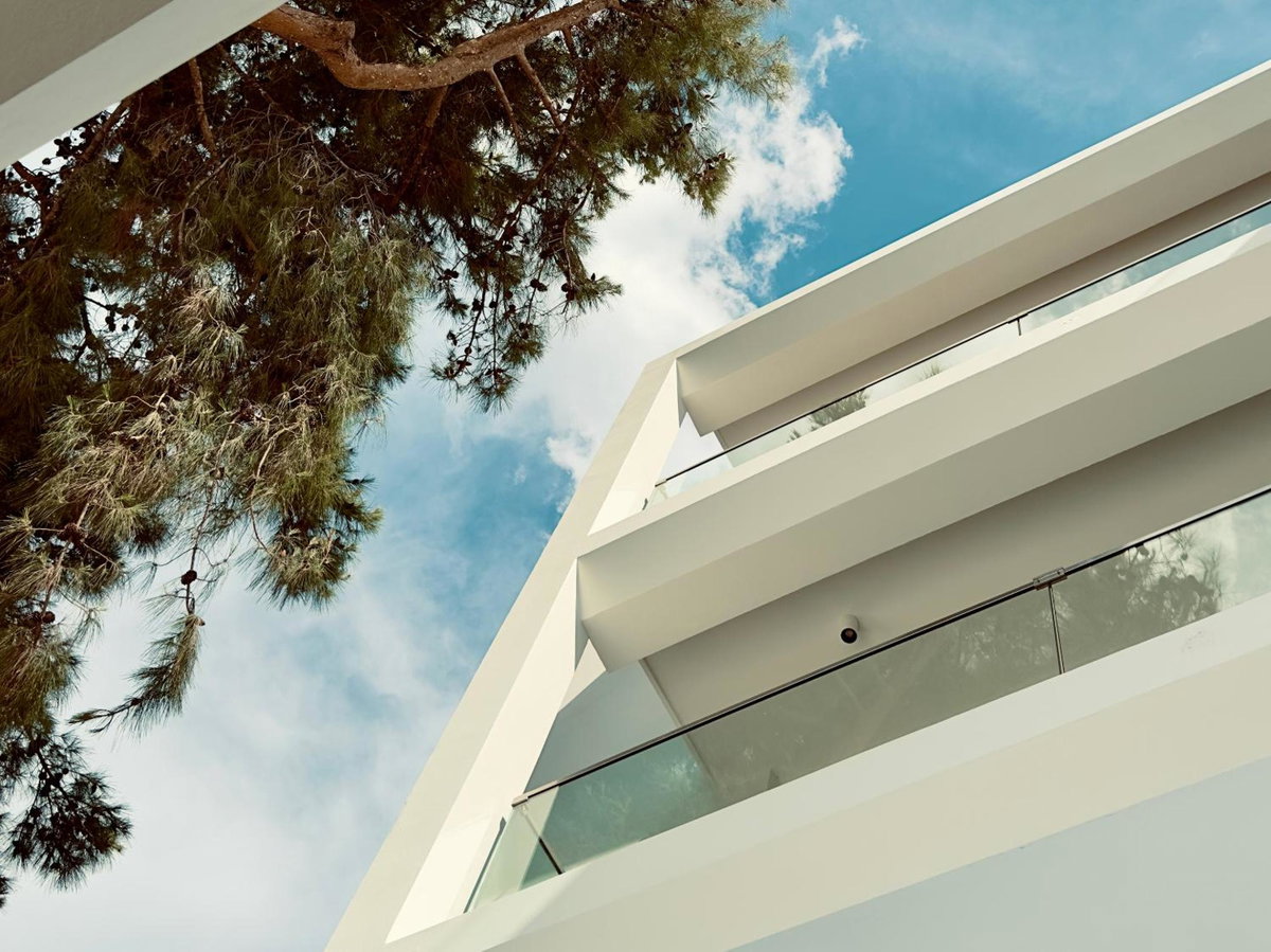Hôtel · The Roc Club, A Hotel to Live, Vari