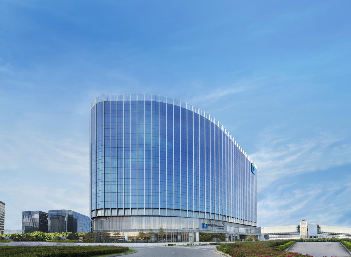 Hotel · Regala Skycity Hotel by Regal Hotels, Hong Kong