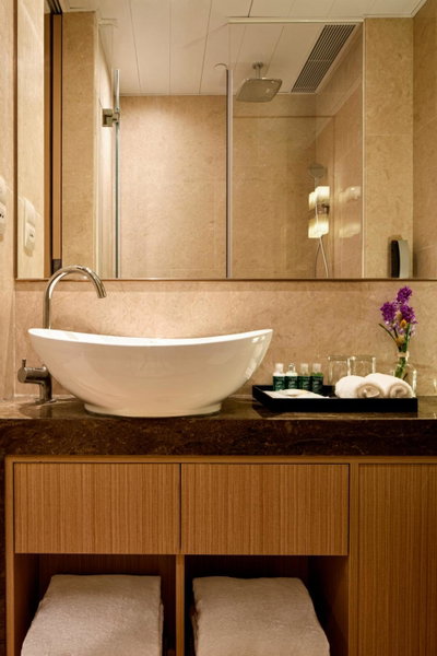 Burlington Hotel, Hong Kong, Hong Kong